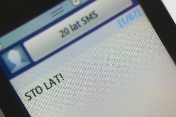 Sto lat SMS-ie!