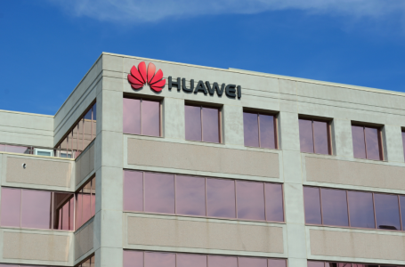 Chińczycy (nie) trzymają się mocno, czyli co dalej z tym Huawei