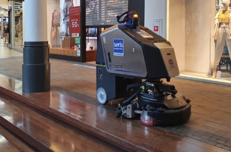 Innowacyjne Ecoboty Kastell Robotics na pokładzie Seris Konsalnet Cleaning