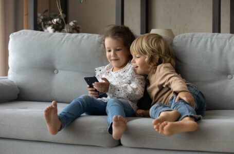 Aplikacja kontrola rodzicielska – poznaj 5 najlepszych programów!